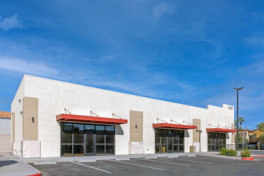 2747 N Rainbow Blvd, Las Vegas, NV for lease - Building Photo - Image 2 of 7