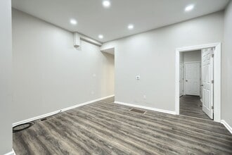 136 S Main St, Spring Grove, PA for lease Interior Photo- Image 1 of 11