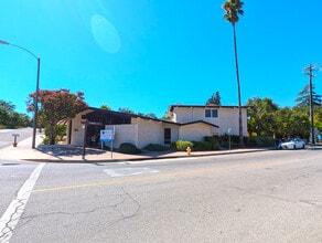 302 El Paseo Rd, Ojai, CA for lease Building Photo- Image 2 of 8