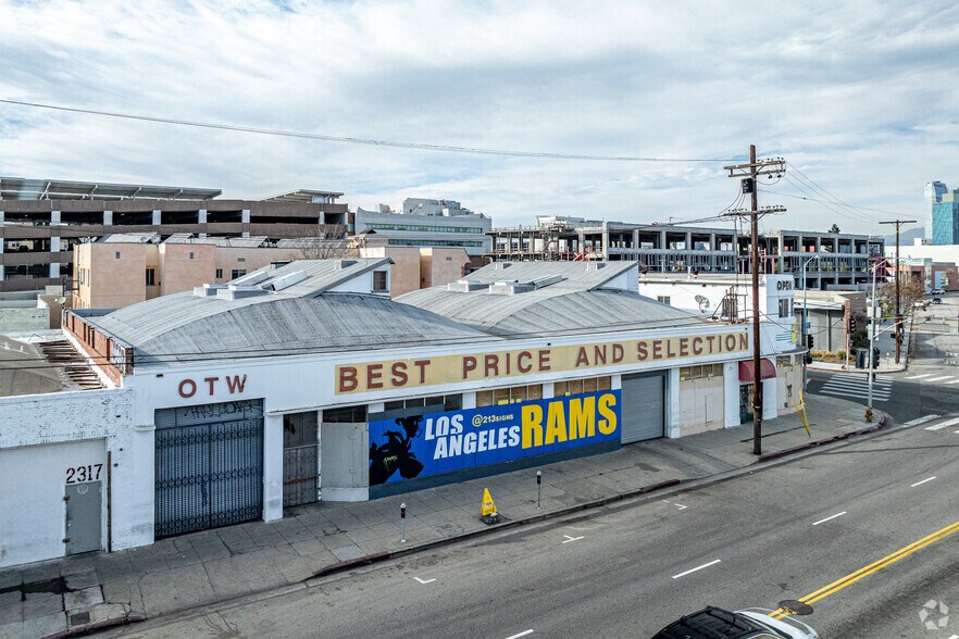2315 S Hill St, Los Angeles, CA for sale - Building Photo - Image 2 of 9