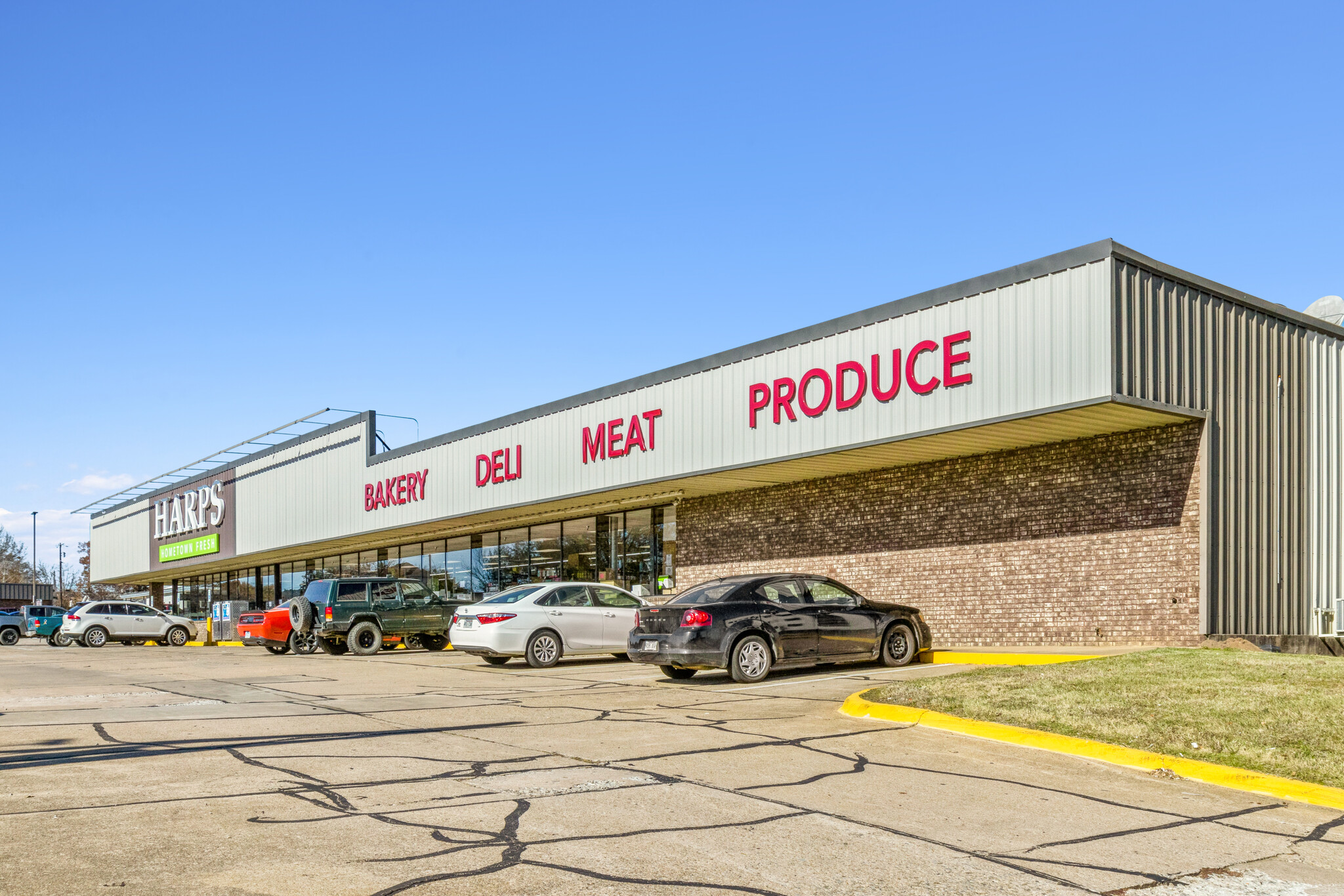 700 W Commercial St, Ozark, AR for sale Primary Photo- Image 1 of 14