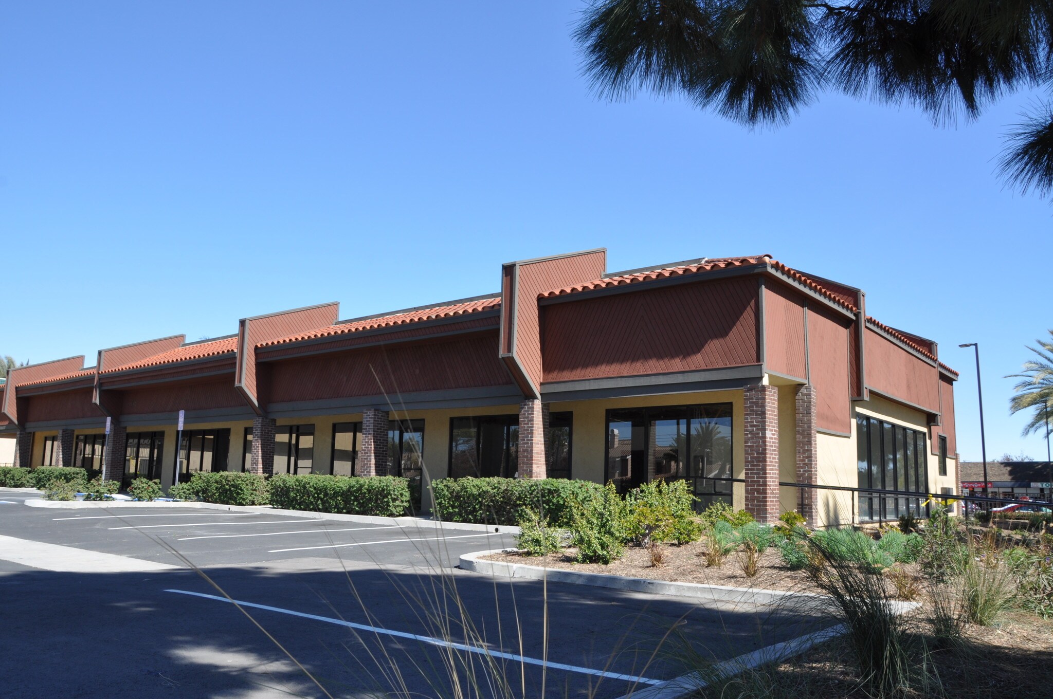 17350-17380 Norwalk Blvd, Cerritos, CA for lease Building Photo- Image 1 of 6