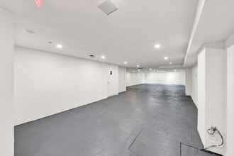 243 E 7th St, New York, NY for lease Interior Photo- Image 2 of 7