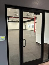 3906 E Broadway Rd, Phoenix, AZ for lease Interior Photo- Image 2 of 17