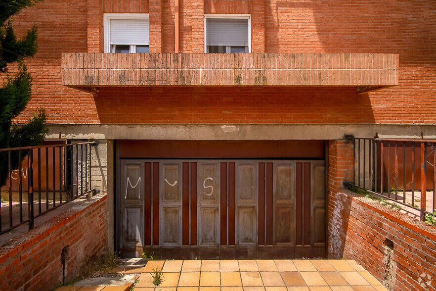 Retail in Torrelaguna, Madrid for lease - Interior Photo - Image 1 of 1
