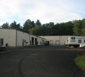 Plus de détails pour 11 Perry Dr, Foxborough, MA - Industriel à louer