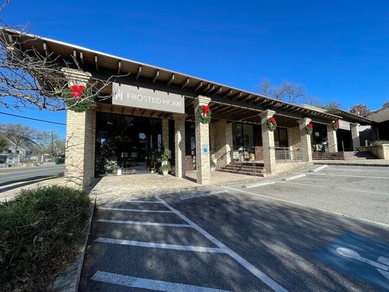 5800 Broadway St, San Antonio, TX à louer - Photo du bâtiment - Image 1 de 7