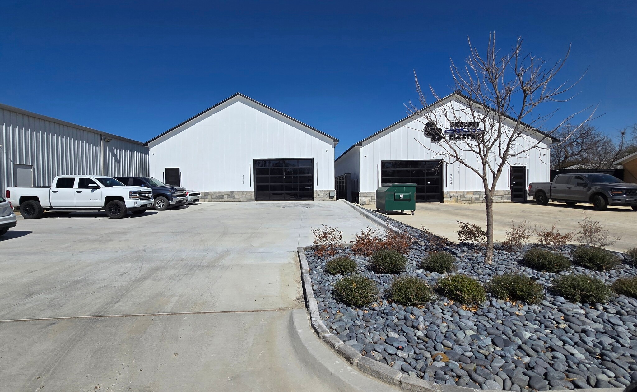 7726 Harwell St, White Settlement, TX for lease Interior Photo- Image 1 of 7