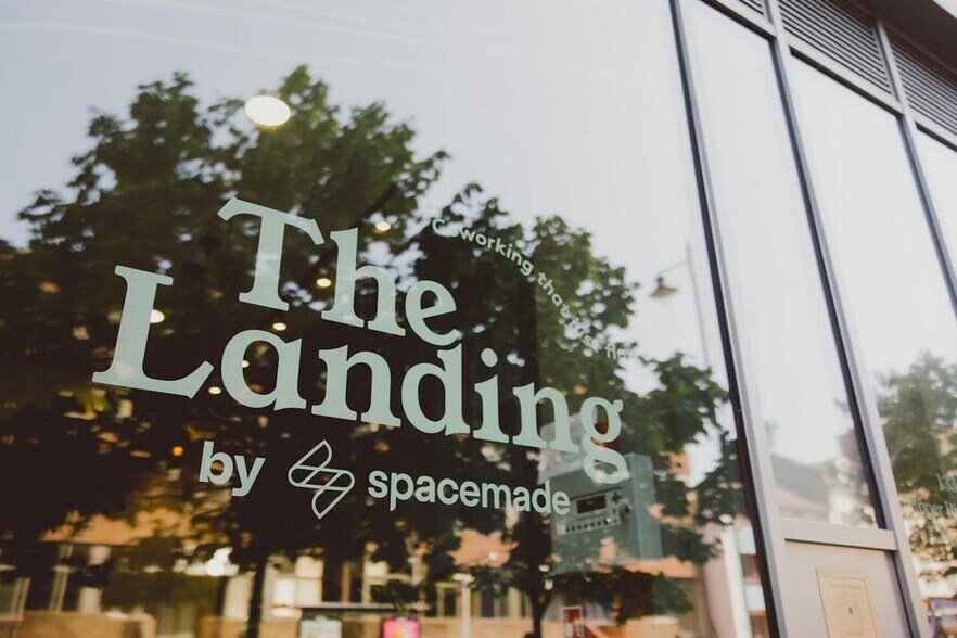 111-123 Upper Richmond Rd, Londres à louer - Photo du bâtiment - Image 2 de 6