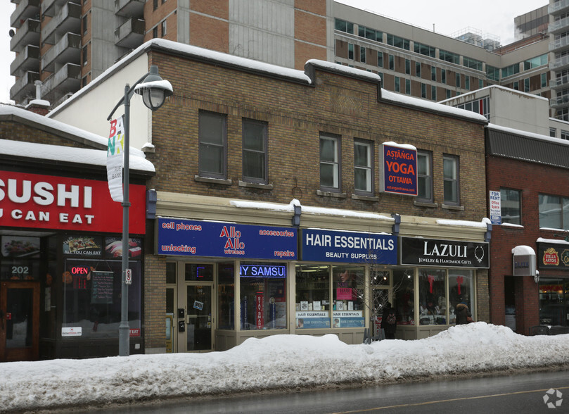 196-200 Bank St, Ottawa, ON à louer - Photo principale - Image 1 de 2