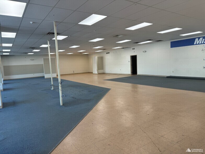 742 N College Ave, Fort Collins, CO à louer - Photo intérieure - Image 3 de 3