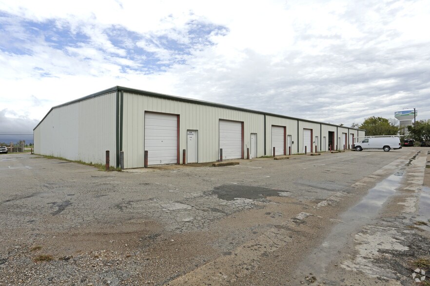 3225 Springer Ln, Rockwall, TX à louer - Photo du bâtiment - Image 2 de 2