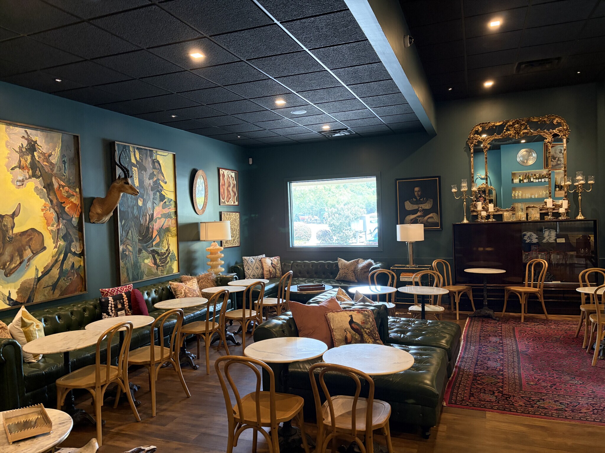 475-477 Haywood Rd, Greenville, SC for lease Interior Photo- Image 1 of 7