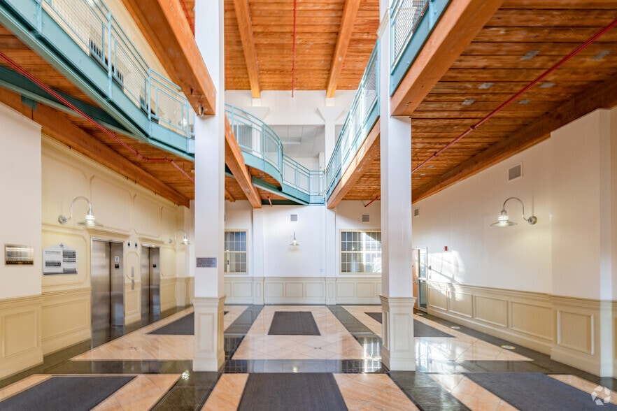 1 Father Devalles Blvd, Fall River, MA for lease - Lobby - Image 3 of 16