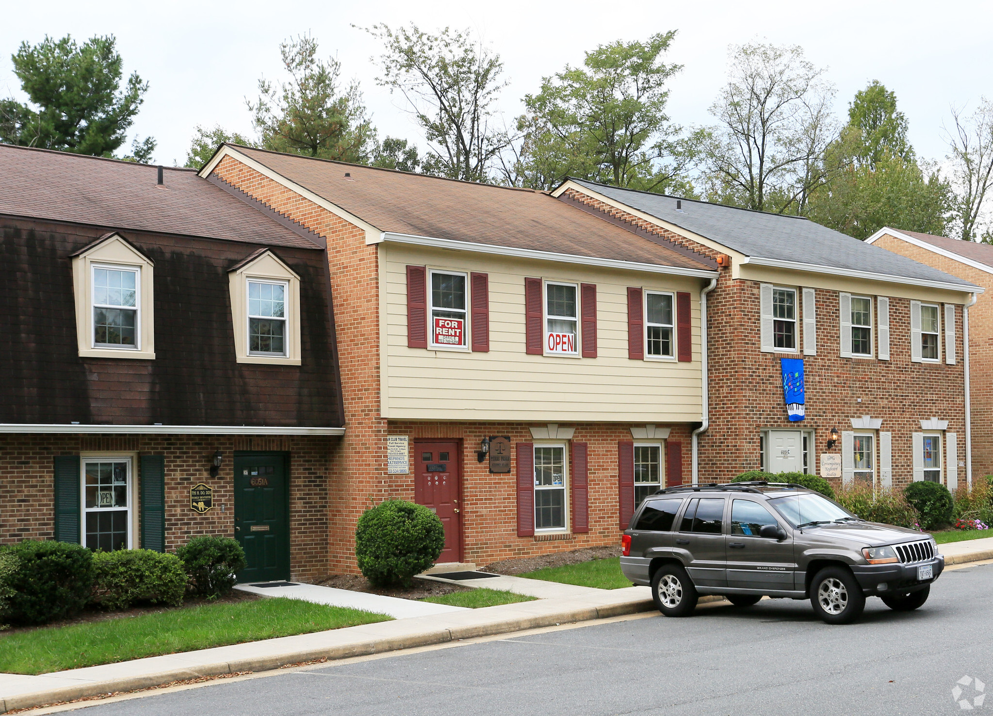 6051 Arlington Blvd, Falls Church, VA à vendre Photo du bâtiment- Image 1 de 1