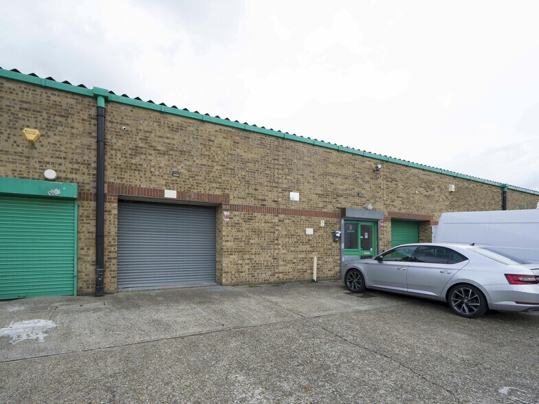 Lea Bridge Rd, Londres à louer - Photo du bâtiment - Image 2 de 3