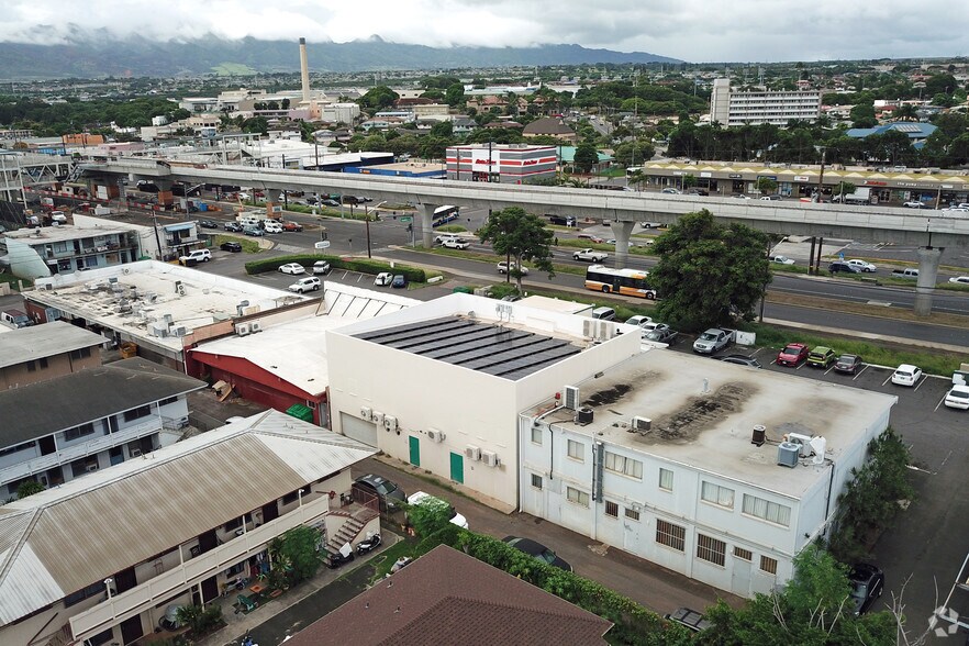 94-871 Farrington Hwy, Waipahu, HI à louer - Aérien - Image 2 de 9