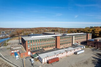 Plus de détails pour 159 Singleton St, Woonsocket, RI - Bureau, Industriel à louer