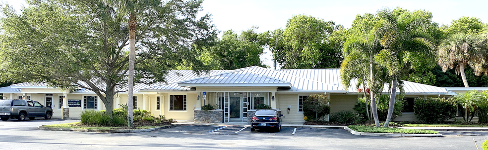 307 E New Haven Ave, Melbourne, FL for lease - Building Photo - Image 2 of 21