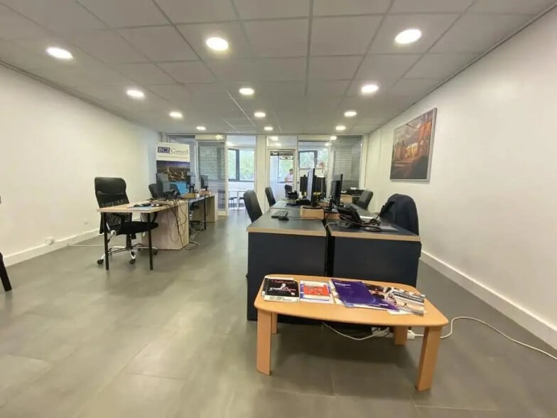 Bureau dans Boulogne-Billancourt à louer - Photo intérieure - Image 2 de 5