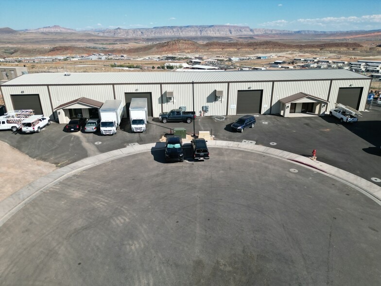 5901 W Wendy Cv, Hurricane, UT for lease - Primary Photo - Image 1 of 3