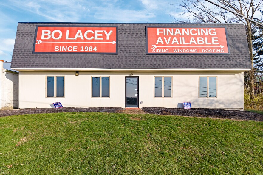 8028 Newark Rd, Mount Vernon, OH à vendre - Photo du bâtiment - Image 1 de 39