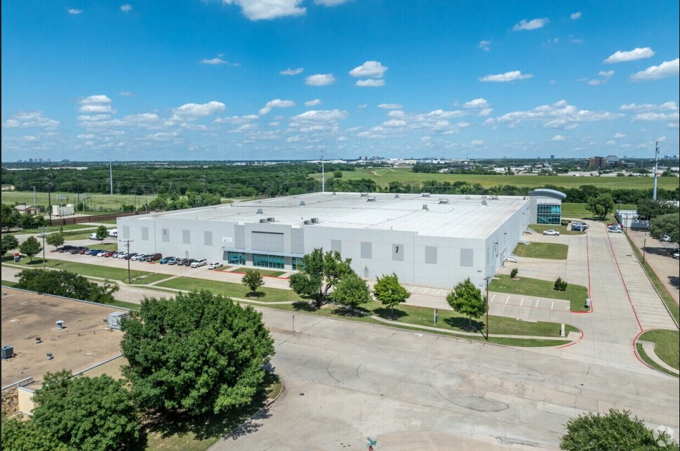 2040 Century Center Blvd, Irving, TX à vendre Photo principale- Image 1 de 16