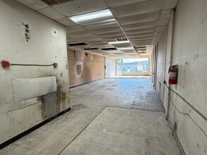 10504-10540 Connecticut Ave, Kensington, MD for lease Interior Photo- Image 2 of 2