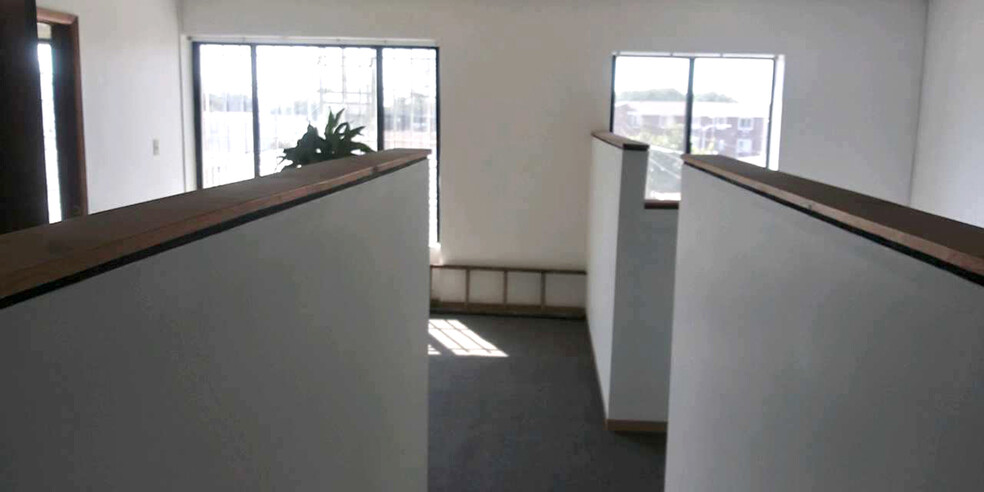 2414 N Broadway, Los Angeles, CA for lease - Interior Photo - Image 2 of 4