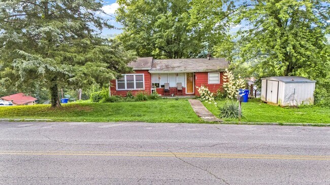 Plus de détails pour 212 Clinton St & 530 Sewanee St – à vendre, Harriman, TN