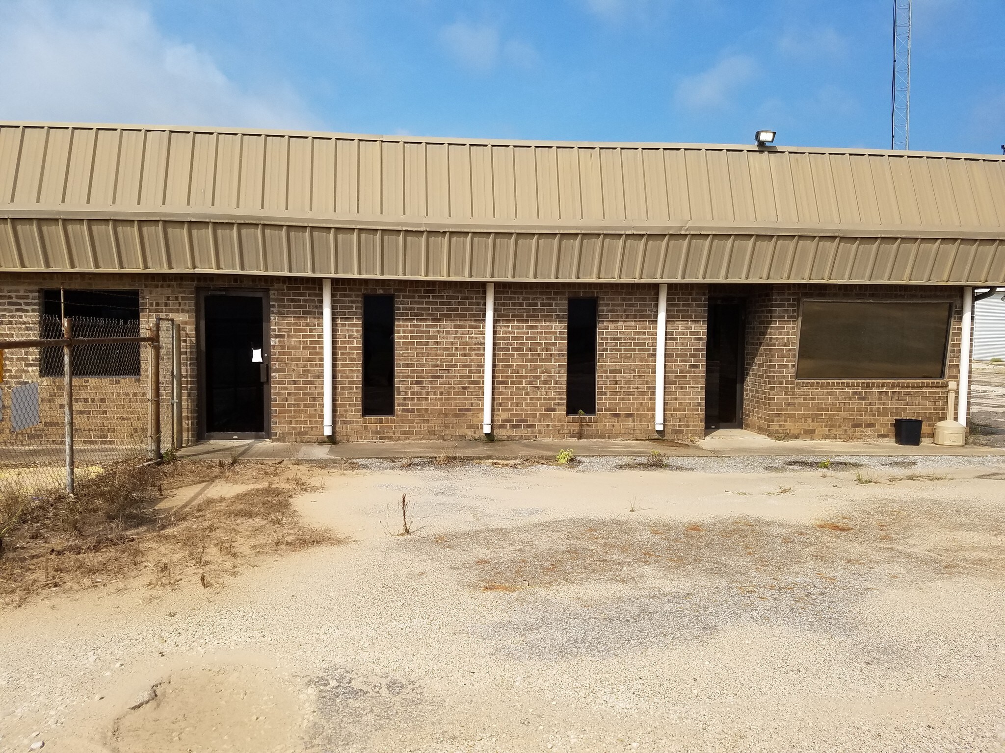 5425 W Oak St, Palestine, TX for sale Building Photo- Image 1 of 1