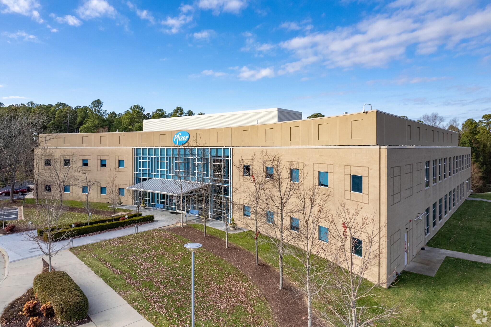 7030 Kit Creek Rd, Morrisville, NC for lease Building Photo- Image 1 of 7