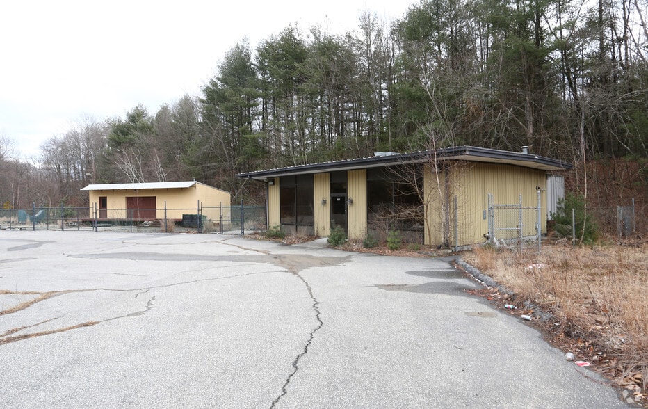 388 Palmer Rd, Ware, MA for sale - Primary Photo - Image 1 of 6