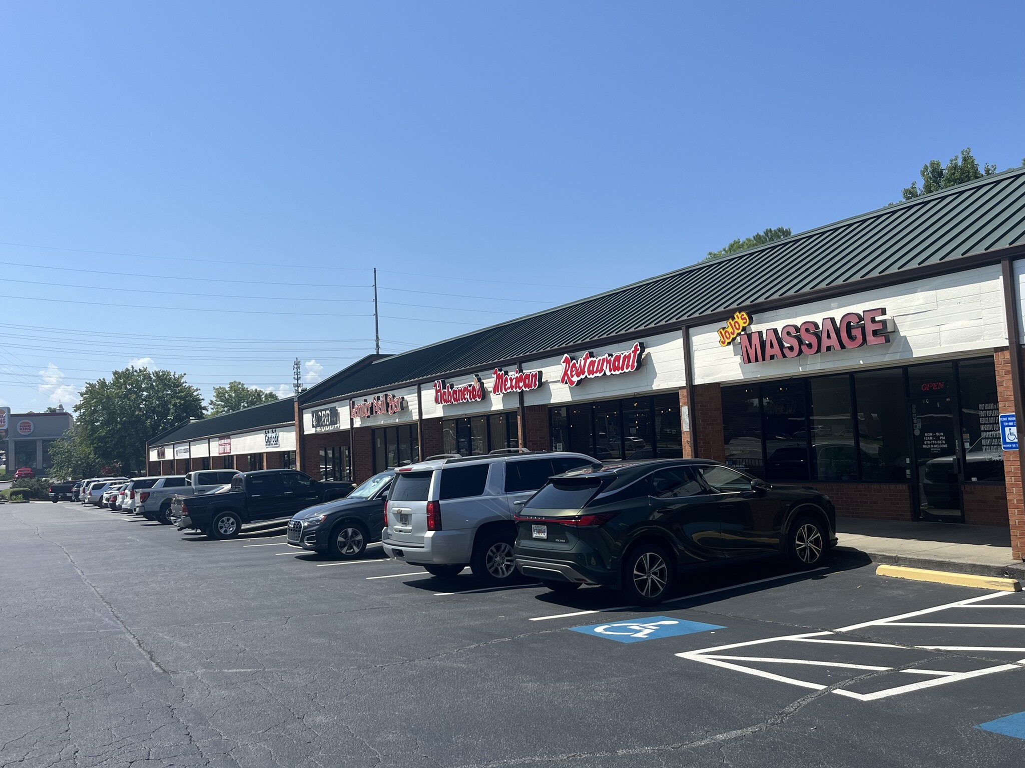 9550 Main St, Woodstock, GA for lease Building Photo- Image 1 of 4