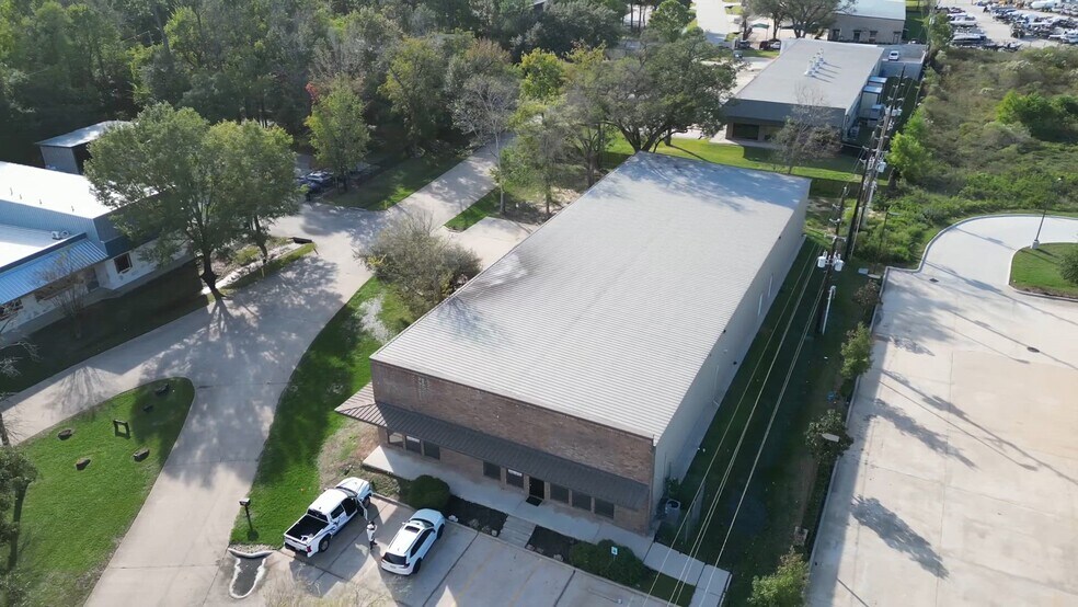 21755 I45 N, Spring, TX à louer - Vidéo sur l’inscription commerciale - Image 2 de 12