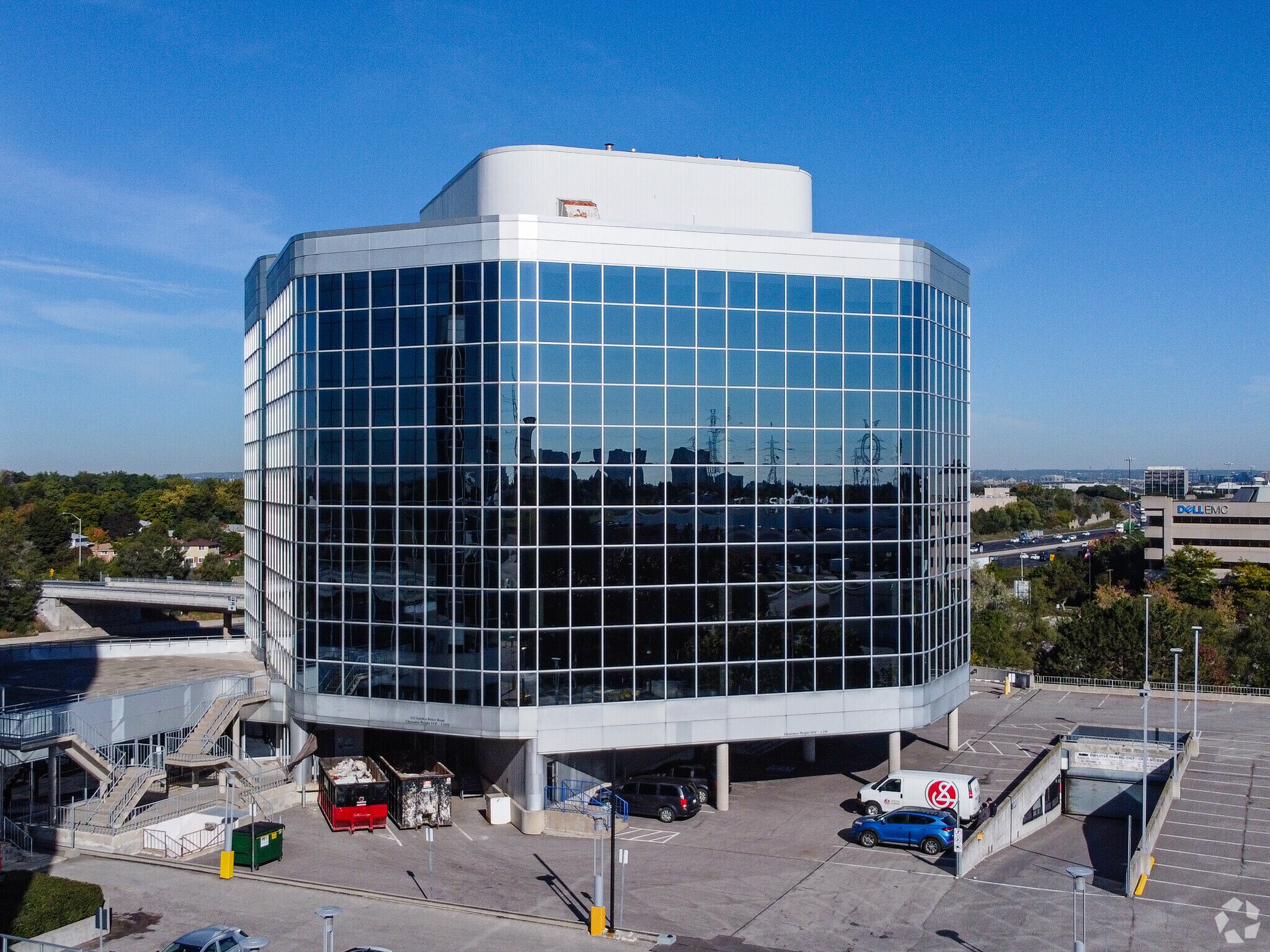 115 Gordon Baker Rd, Toronto, ON à vendre Photo principale- Image 1 de 1