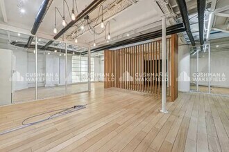 48 Rue De La Bienfaisance, Paris for lease Interior Photo- Image 2 of 6