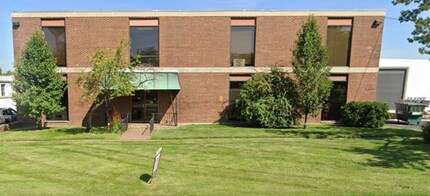 22159 N Pepper Rd, Lake Barrington, IL for lease Building Photo- Image 1 of 2