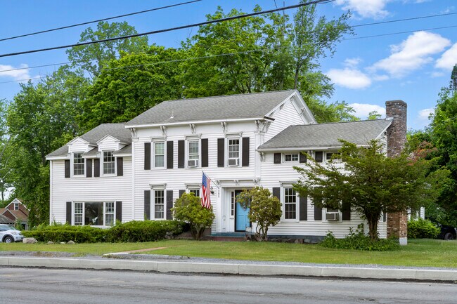 Plus de détails pour 205 Delaware Ave, Delmar, NY - Bureau à louer
