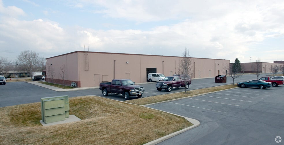 2712 S 3600 W, Salt Lake City, UT for lease - Building Photo - Image 3 of 26