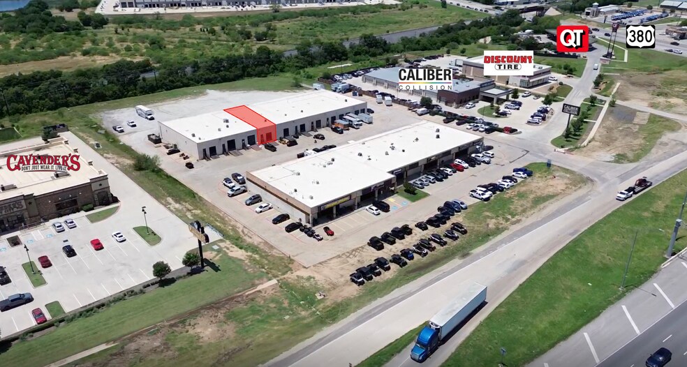 3801 N Interstate 35, Denton, TX à louer - Photo du bâtiment - Image 3 de 11