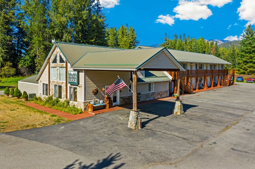 121 Antelope Loop, Clark Fork, ID à vendre - Photo du bâtiment - Image 2 de 16