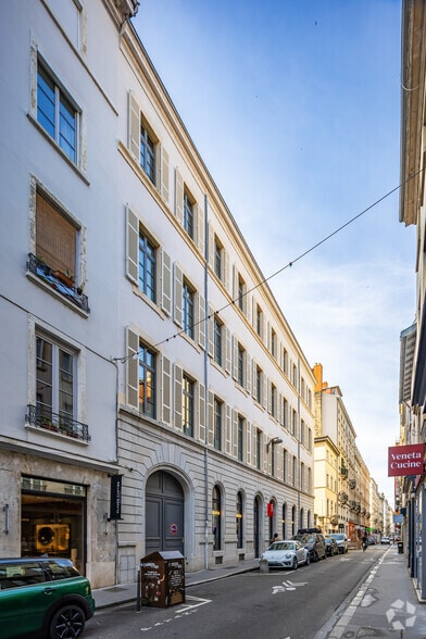 27 Rue Auguste Comte, Lyon à louer - Photo du bâtiment - Image 3 de 3