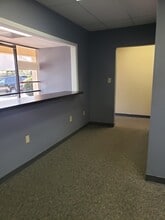 3200 Riverside Dr, Macon-Bibb, GA for lease Interior Photo- Image 2 of 5