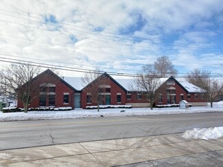 Plus de détails pour 808 Lincolnway, Valparaiso, IN - Médical à louer