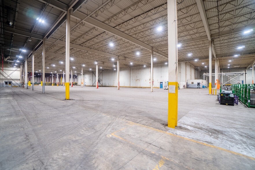 6821 E County 1100 Rd N, Mattoon, IL for lease - Interior Photo - Image 3 of 6