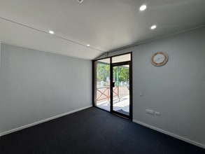 111 Dandenong Rd, Jamboree Heights for lease Interior Photo- Image 1 of 4