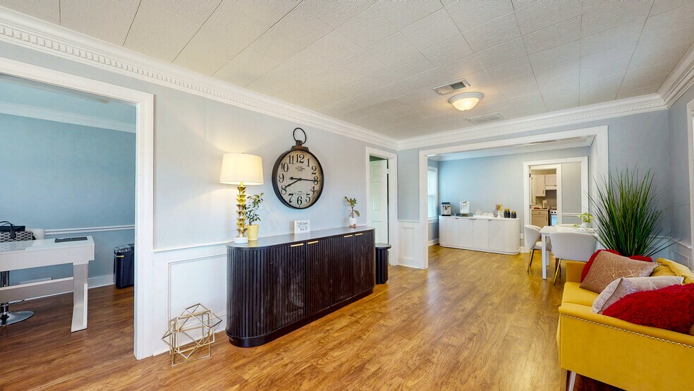 105 N Madison Ave, Louisville, KY à louer - Photo intérieure - Image 3 de 23