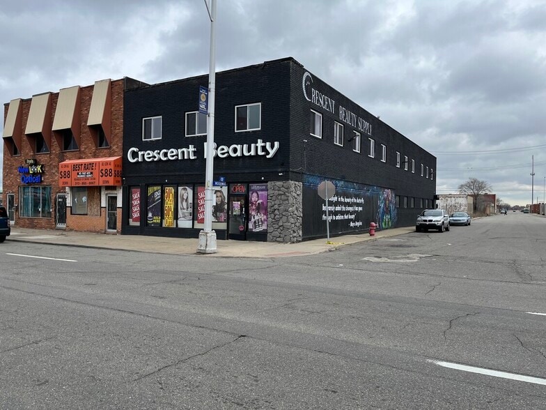 14000 Woodward Ave, Highland Park, MI for lease - Primary Photo - Image 1 of 1