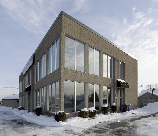 Plus de détails pour 3181-3185 Montée Saint-Hubert, Saint-hubert, QC - Bureau à vendre